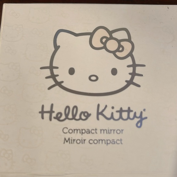 Rare 2011 Sanrio HELLO KITTY chrome compact - new in box - Picture 5 of 5